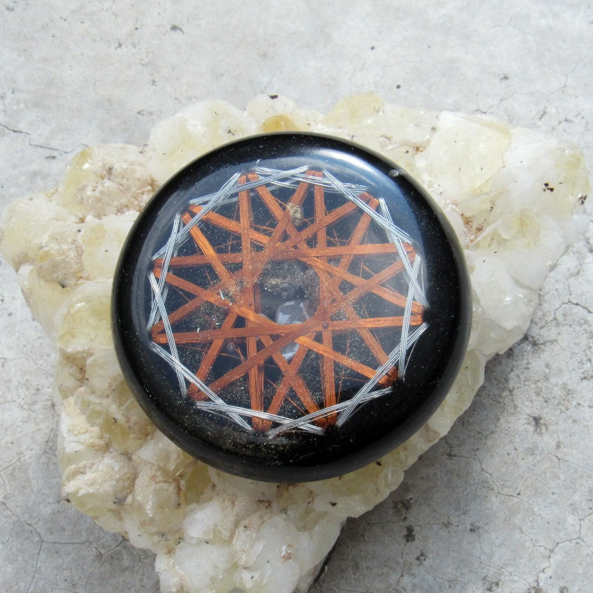 7 Chakra Black Sun Orgone Generator Kit